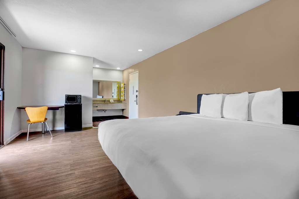Motel 6 Ukiah CA North - photo 6