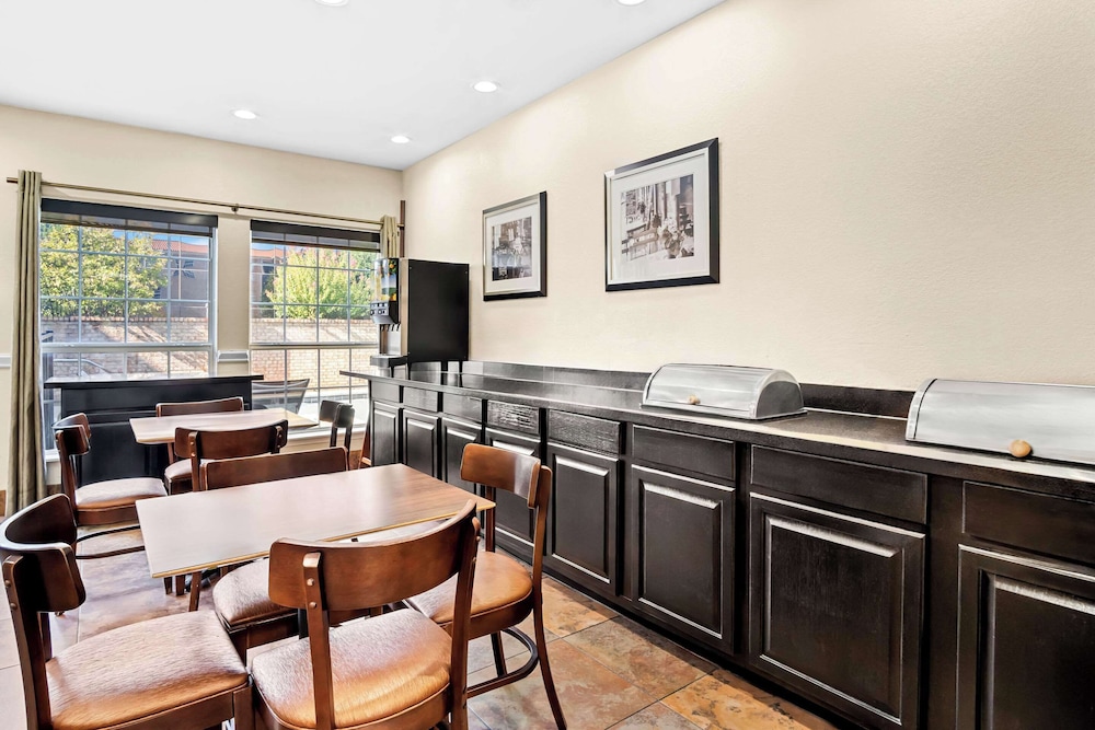 MainStay Suites Addison Dallas - photo 35
