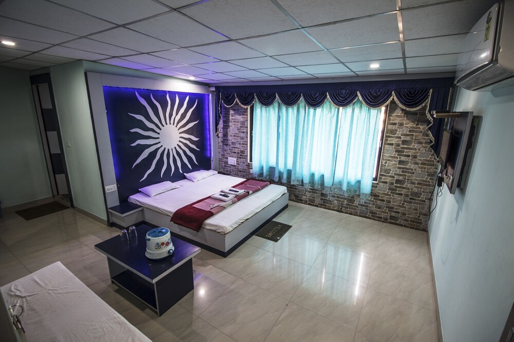 Hotel Meghdoot - carbon neutral hotel in Pachmarhi
