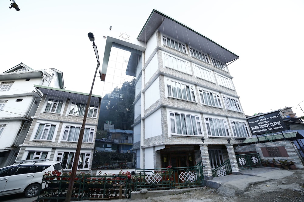 Hotel Sikkim Tourist Centre in Gyalshing, India