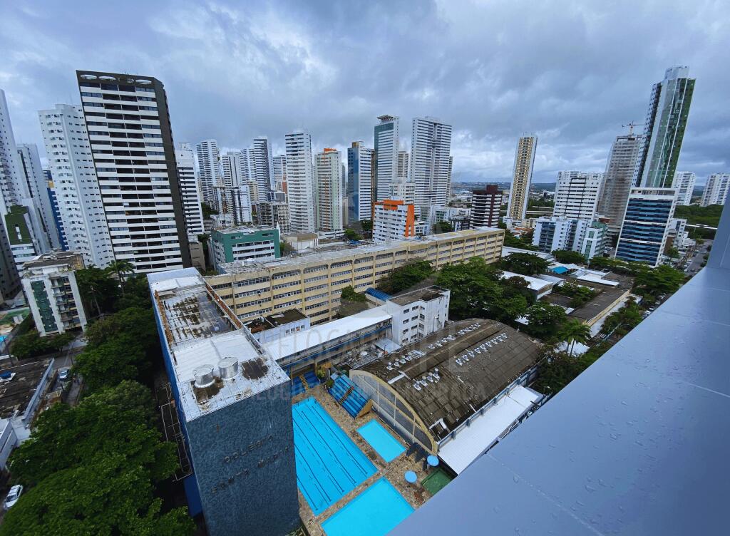 Flat em Boa Viagem Edifício Rooftop 470 — 4-Star Luxury Hotel in Recife, Brasil