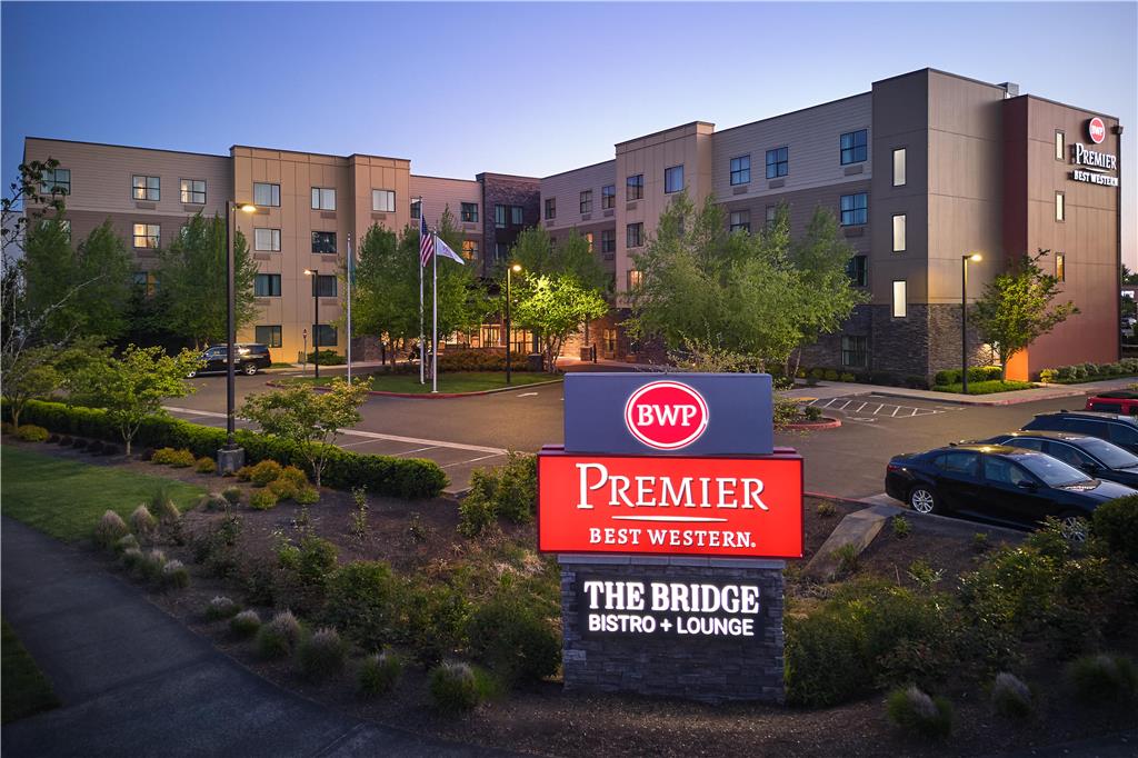 Best Western Premier Hotel at Fisher's Landing - photo 2
