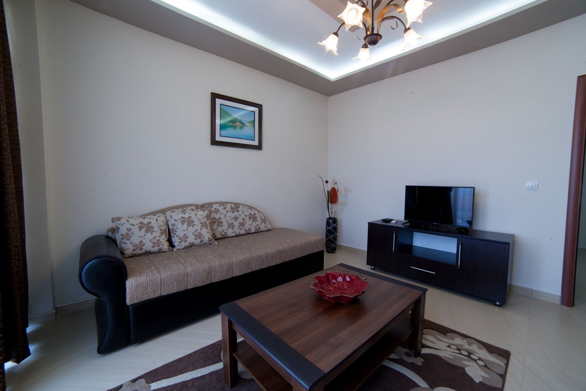Hotel Zan - carbon neutral hotel in Ulcinj