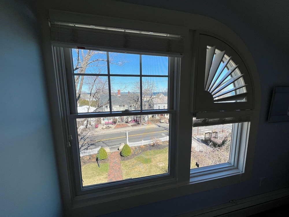 Inn on Shore Road - photo 26
