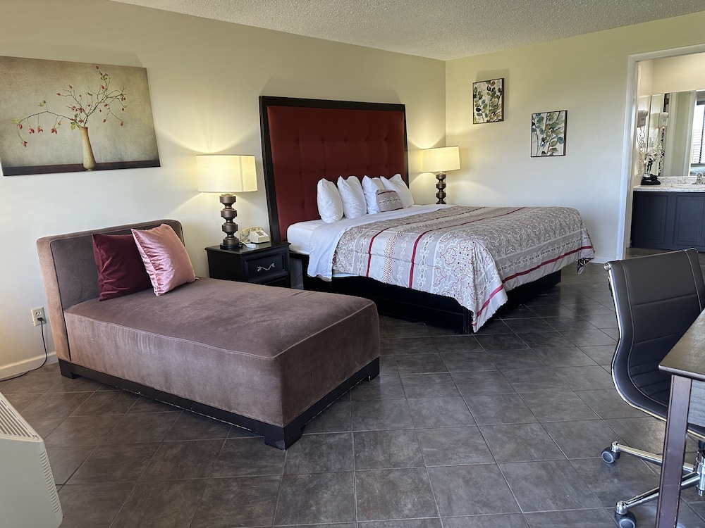 Geneva Wells Inn - photo 6