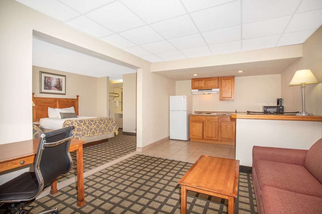Baymont by Wyndham Hays - photo 19