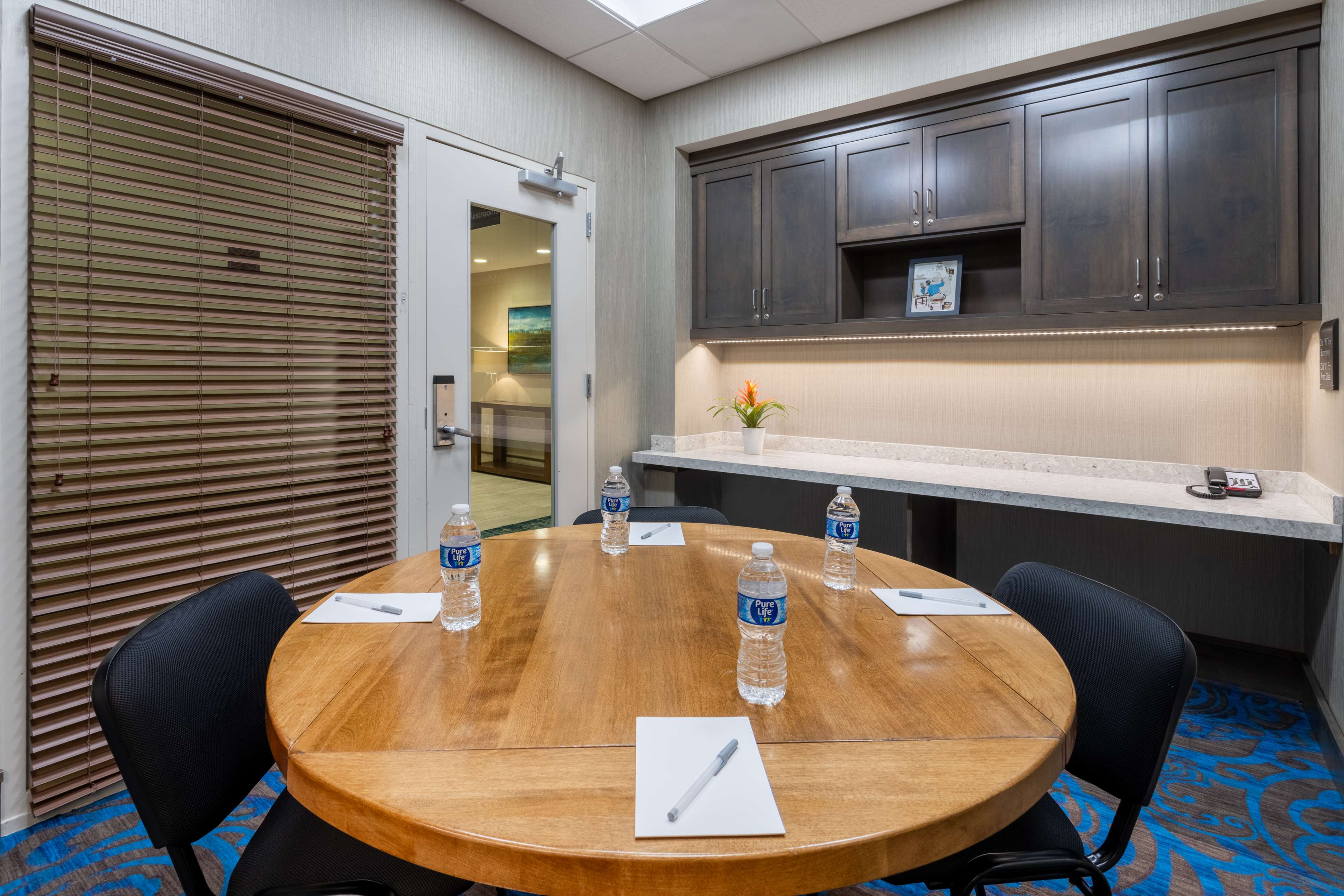 Hilton Garden Inn Lenox Pittsfield - photo 16
