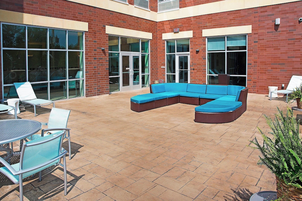 Springhill Suites by Marriott Pittsburgh Mt. Lebanon - photo 44