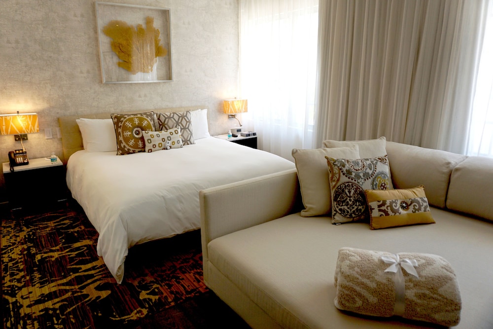 The Marlin Hotel - photo 42