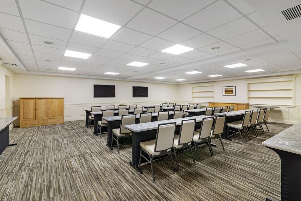 Best Western Springfield Hotel - photo 18