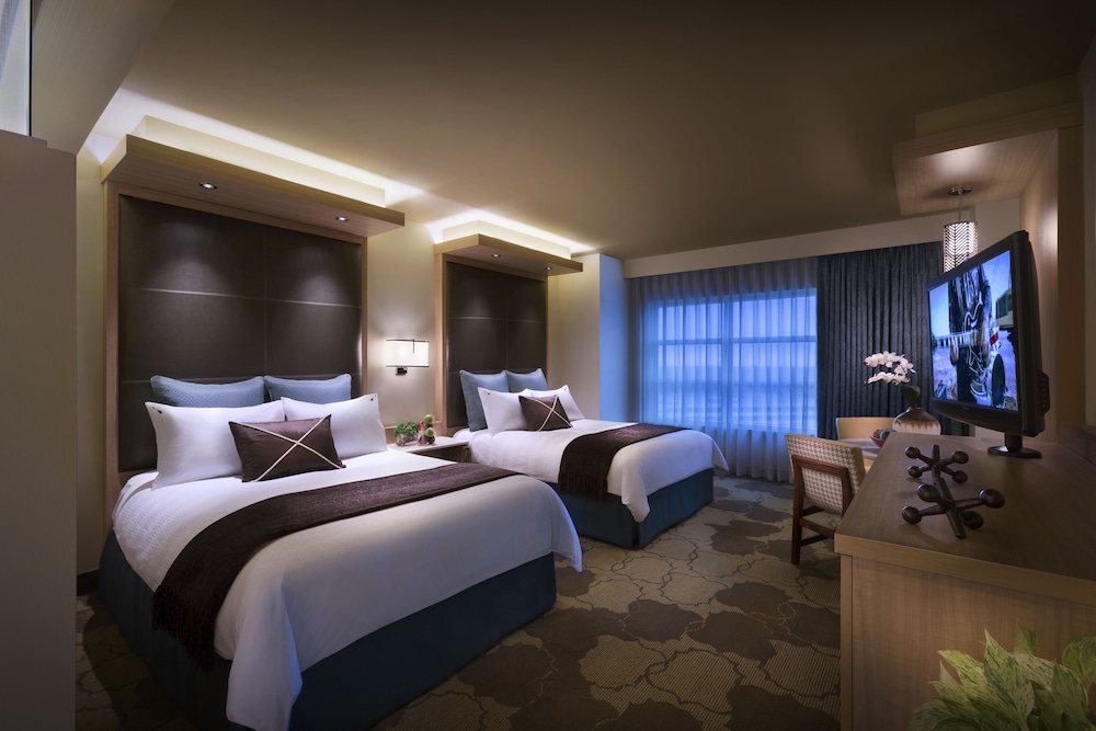 Seminole Hard Rock Hotel & Casino Tampa - photo 20