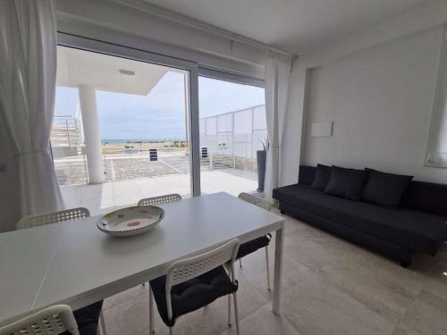 Casavacanze Frontemare — 4-Star Luxury Hotel in Civitanova Marche, Italy