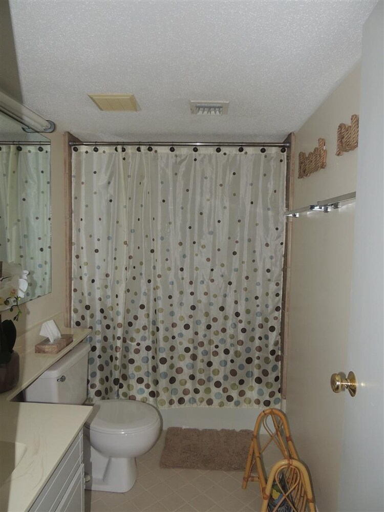 Ocean View Towers #6F - photo 27
