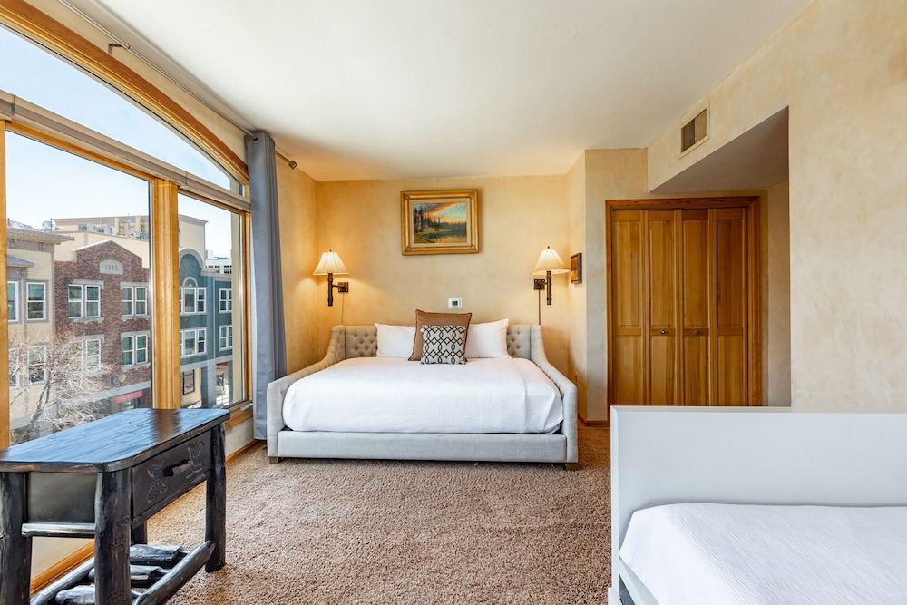 The Caledonian by All Seasons Resort Lodging - photo 68