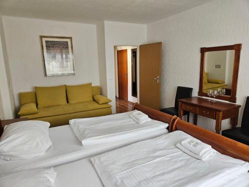 Hotel Union — Louny — photo 4
