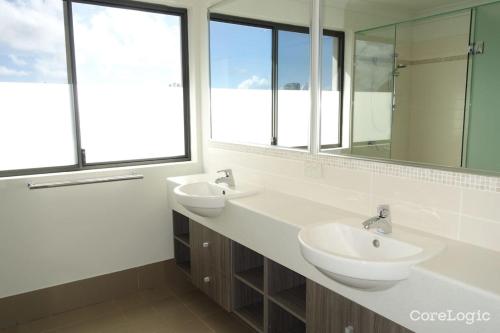 Central Perth city penthouse apt in Northbridge — 4-Star Luxury Hotel in Perth, Australia