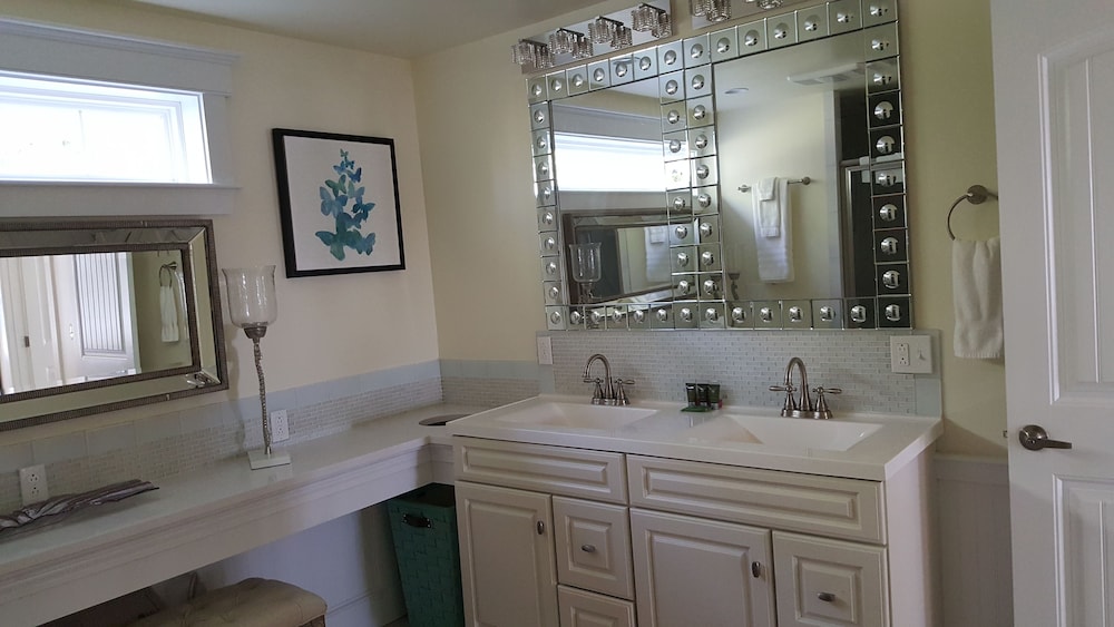 Sheepscot Harbour Village Resort - photo 296