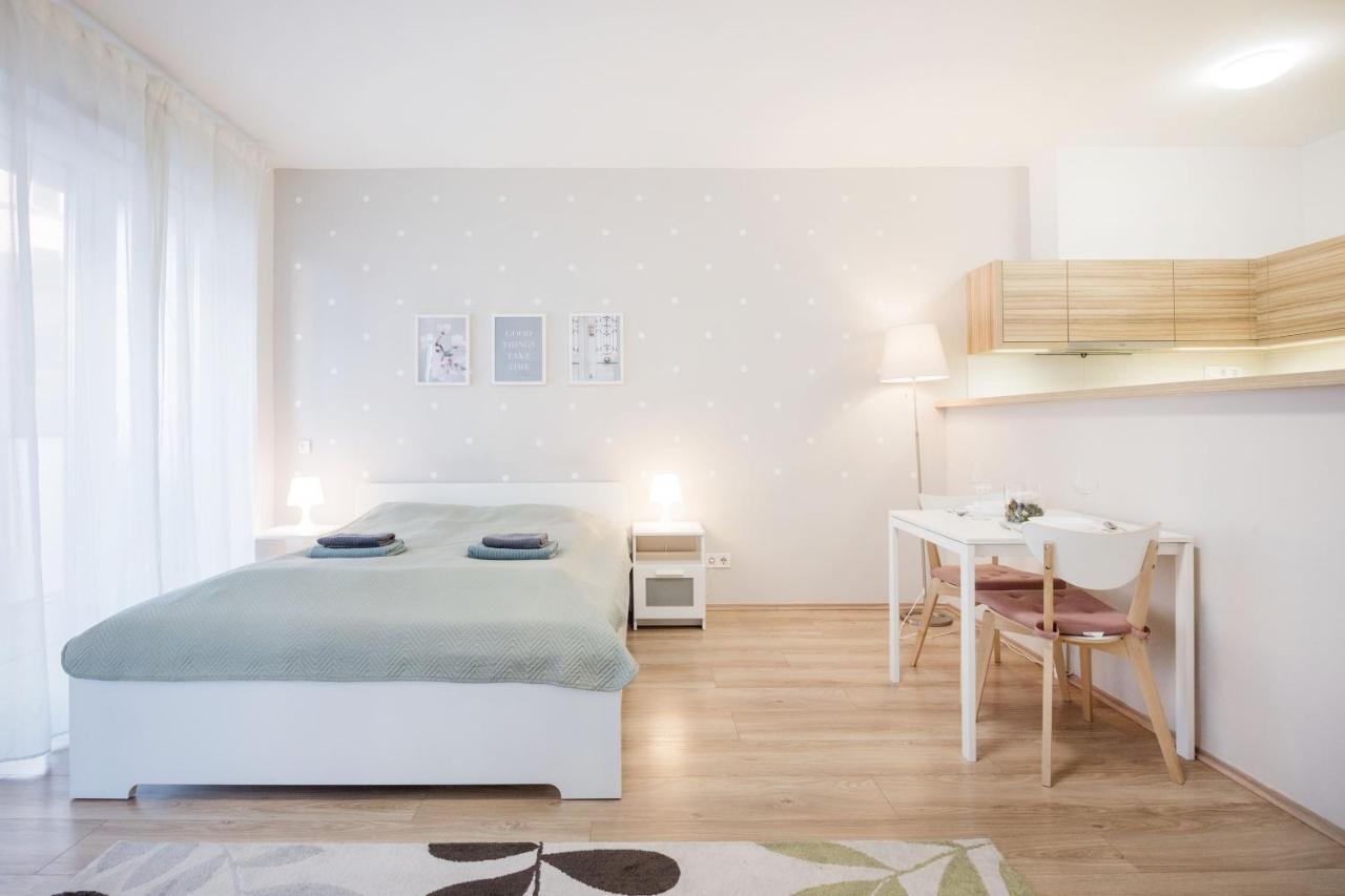 The Chic Crib with Balcony — 4-Star Luxury Hotel in Budapest, Hungary