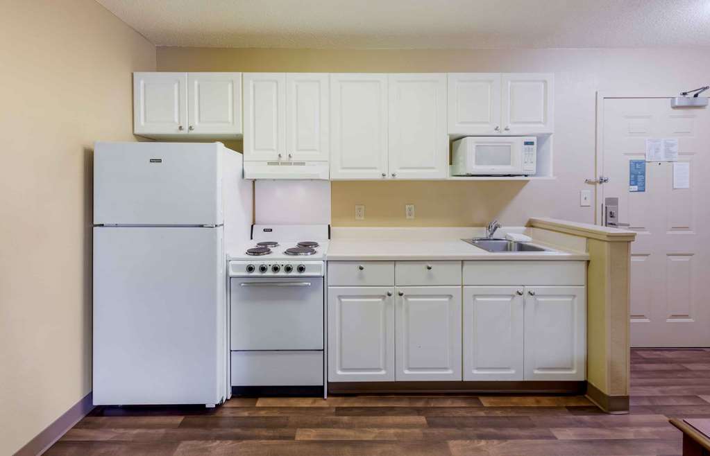 Extended Stay America Suites Fayetteville Fort Bragg - photo 22