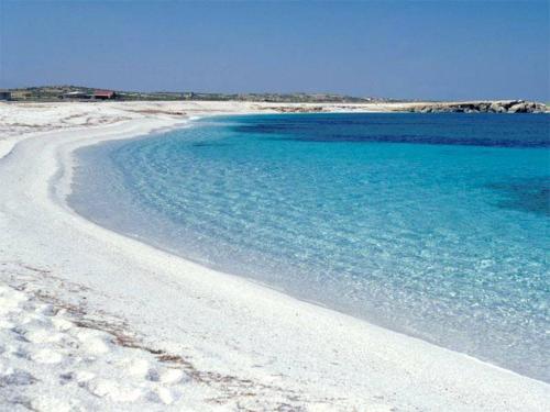 Cora Manna casa vacanze — 4-Star Luxury Hotel in Cabras, Italy