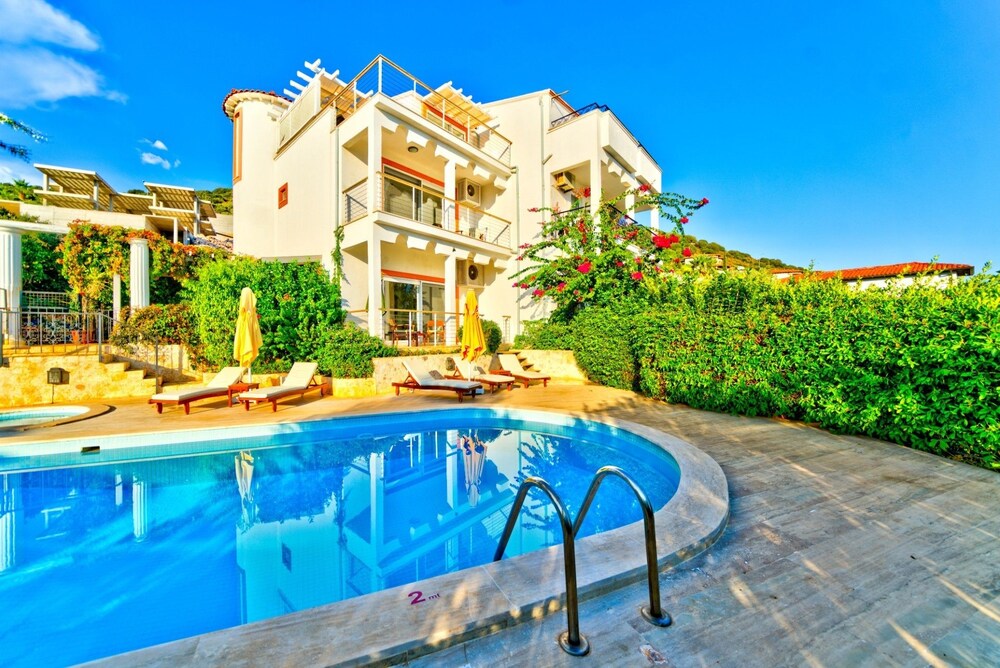 Villa Su — 4-Star Luxury Hotel in Kas, Turkey
