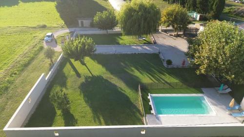 Le Petit Mas Rey in Eyragues, France