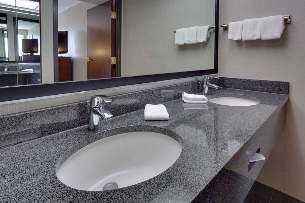 Drury Inn & Suites Kansas City Overland Park - photo 25