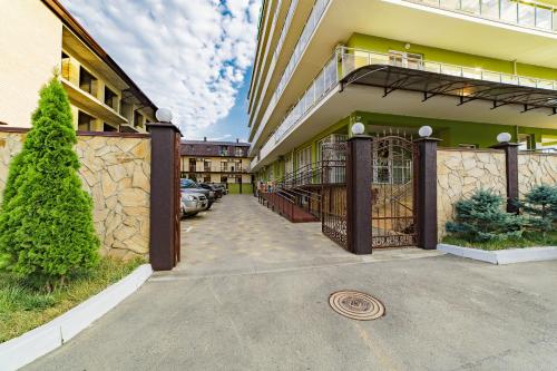 Relax - carbon neutral hotel in Anapa