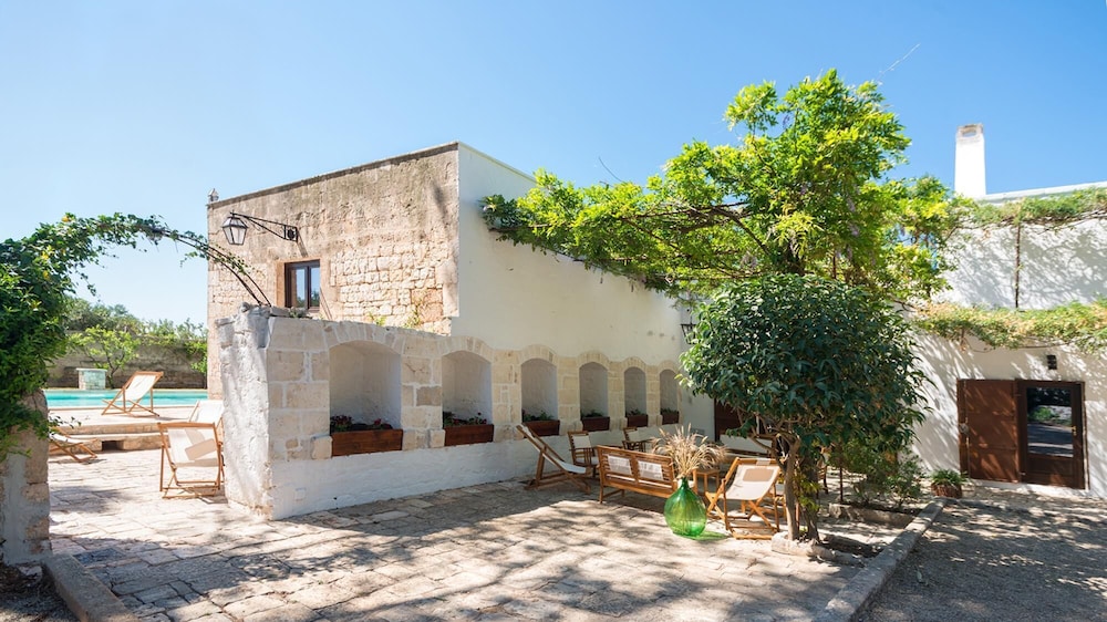 Masseria Tarsia Incuria 8 4 — 4-Star Luxury Hotel in Conversano, Italy