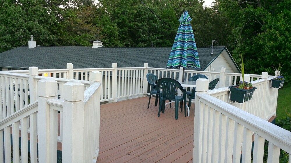 Brentwood Motor Inn - photo 46