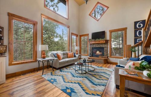 7th Heaven Lodge — 4-Star Luxury Hotel in Lead, United States