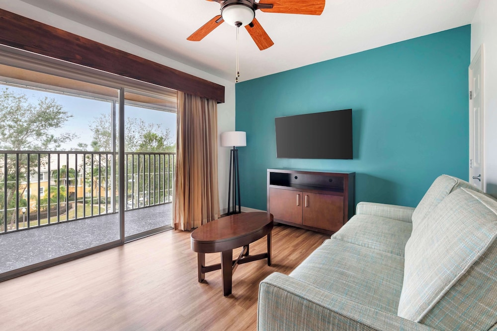 Hilton Vacation Club Aqua Sol Orlando West - photo 39