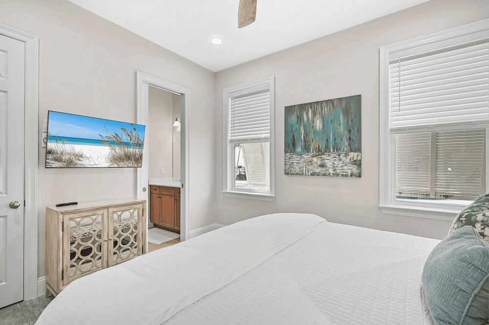 Walk to Seacrest Beach Resort Pool Modern 3bdr Free Wheelin by Avantstay - photo 10