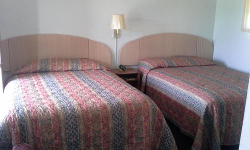 Relax Inn Ranger - photo 11