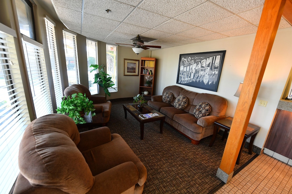 Costa Mesa Inn - photo 23