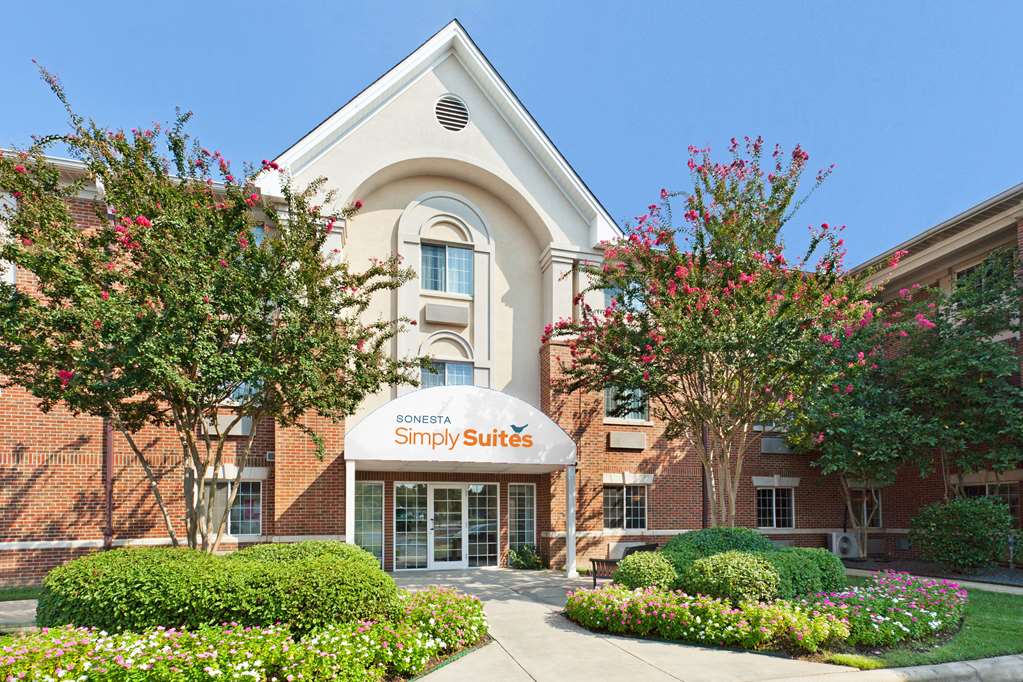 Sonesta Simply Suites Charlotte University - featured photo