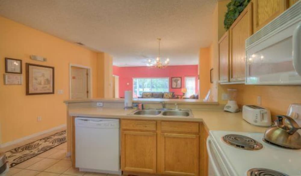 Emerald Island Resort Townhome 3 Bedroom Townhouse - photo 8