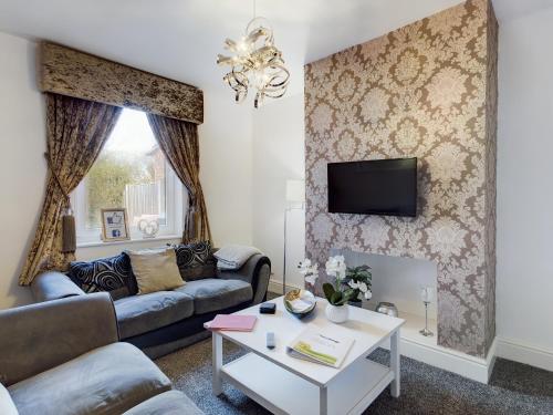 Zoo Cottage — 4-Star Luxury Hotel in Chester, United Kingdom