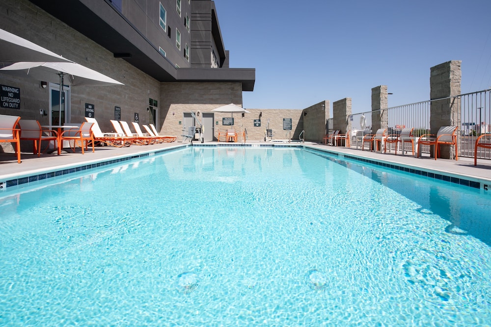 Holiday Inn Glendale Stadium & Ent Dist by IHG - featured photo
