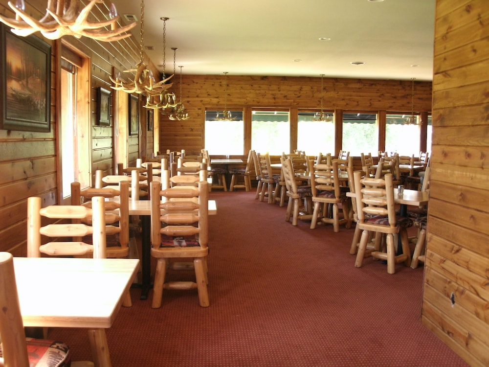 Eagle River Inn and Resort - photo 10