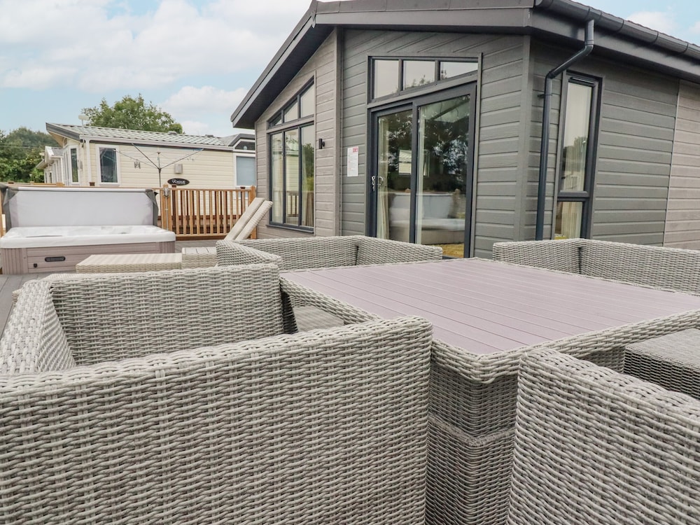 Mordros Lodge — 4-Star Luxury Hotel in Redruth, United Kingdom