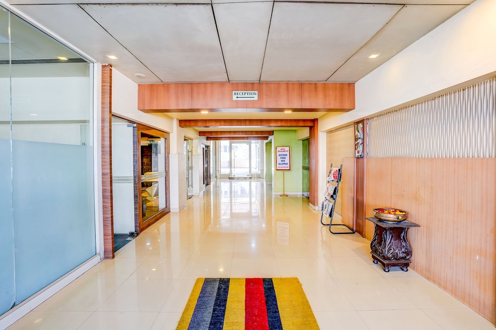 FabHotel Devanshi Inn