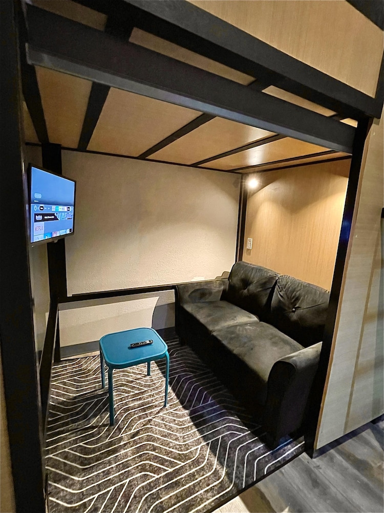 Boxstel Moderns Stay Hotel - photo 6