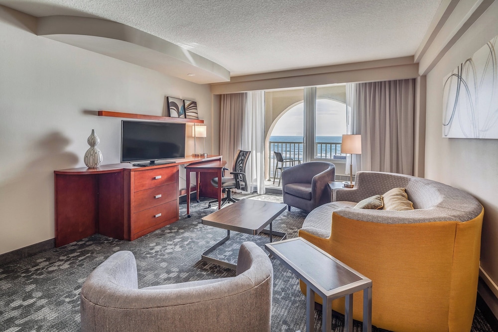 Courtyard by Marriott Jacksonville Beach Oceanfront - photo 16