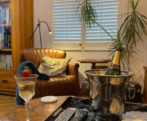 OurHaus Apartments — 4-Star Luxury Hotel in Beverley, United Kingdom
