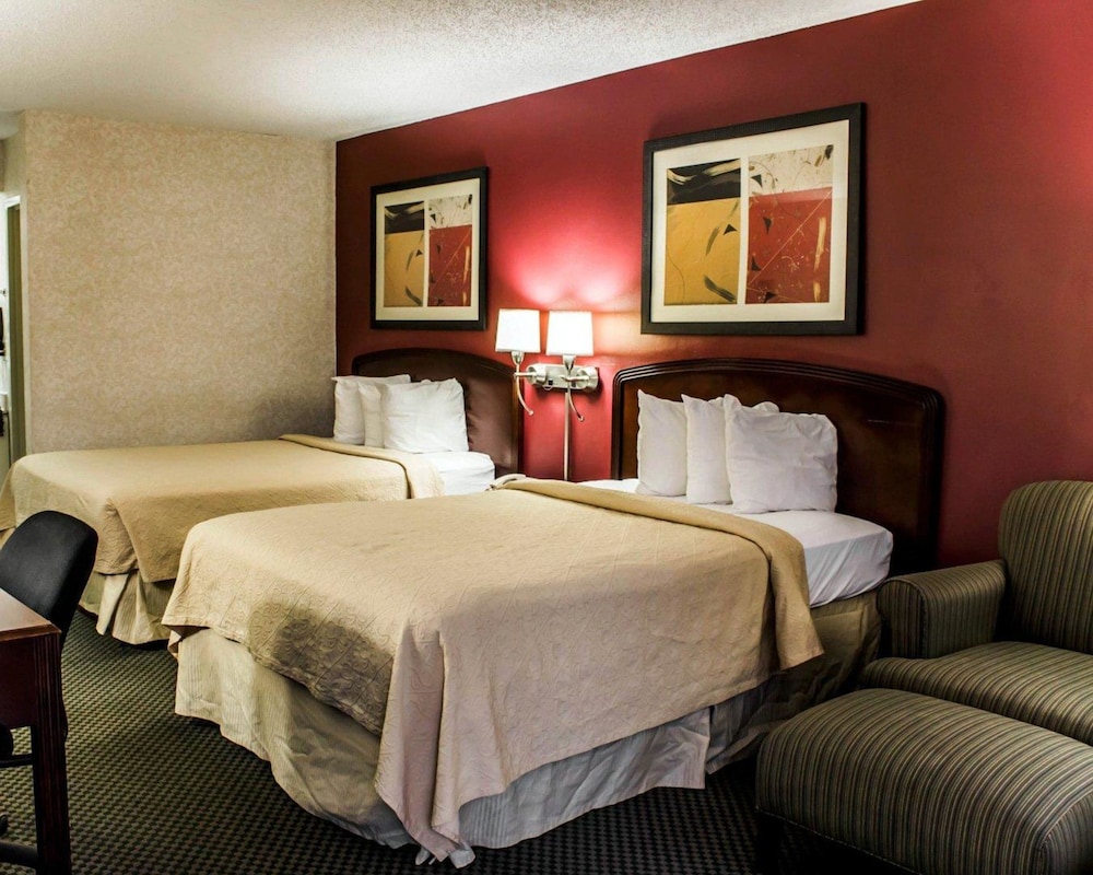 Quality Inn Roanoke Near Lake Gaston - photo 8