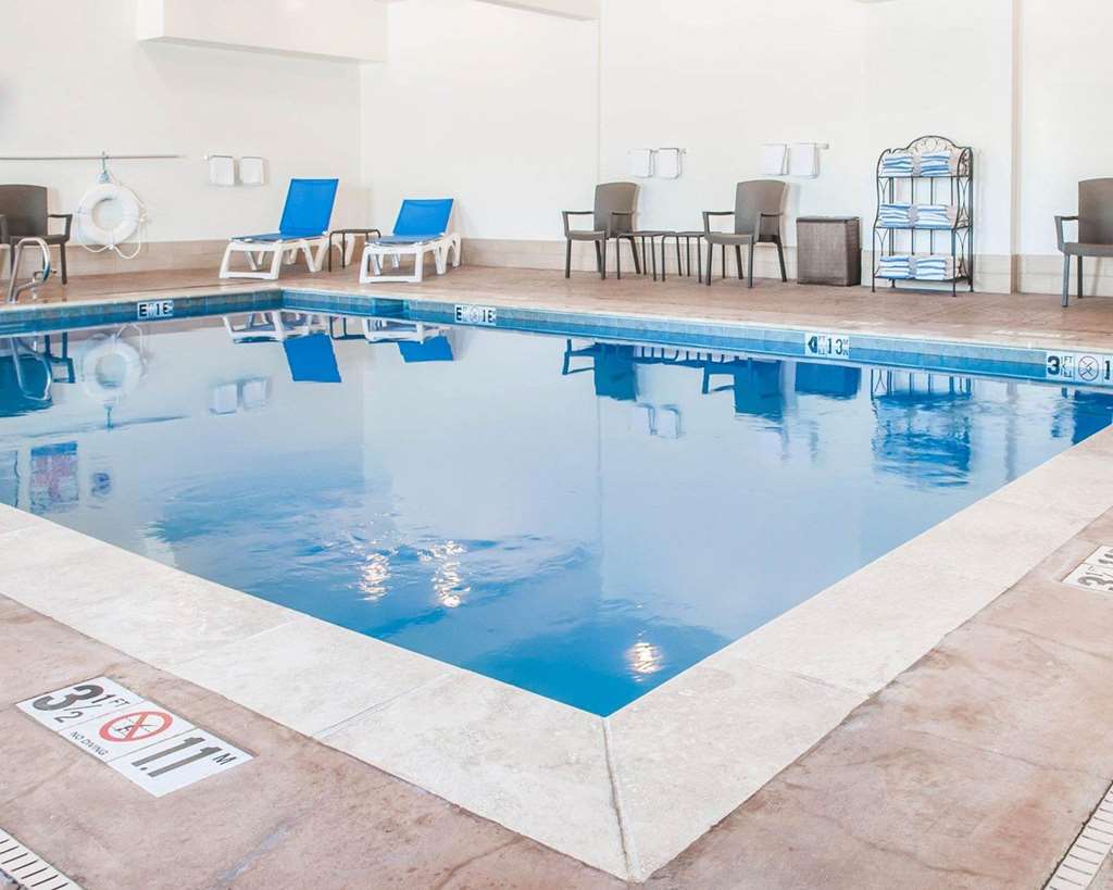 Comfort Suites Farmington - photo 16