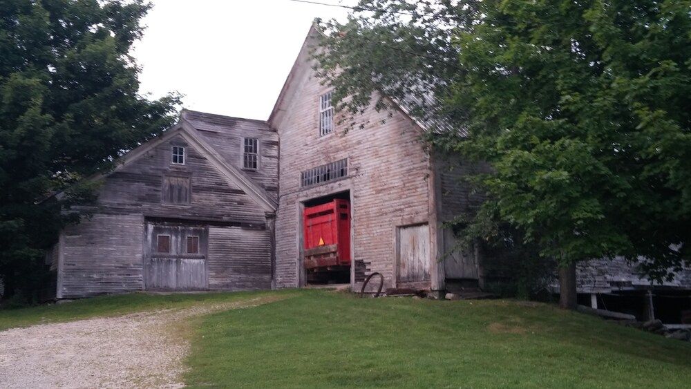 Benjamin Prescott Inn - photo 7