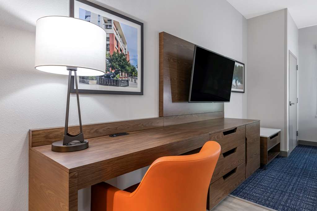Comfort Suites Gainesville near University - photo 25