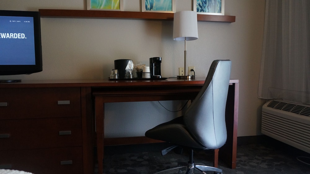 Courtyard by Marriott Columbia Northeast Fort Jackson Area - photo 34